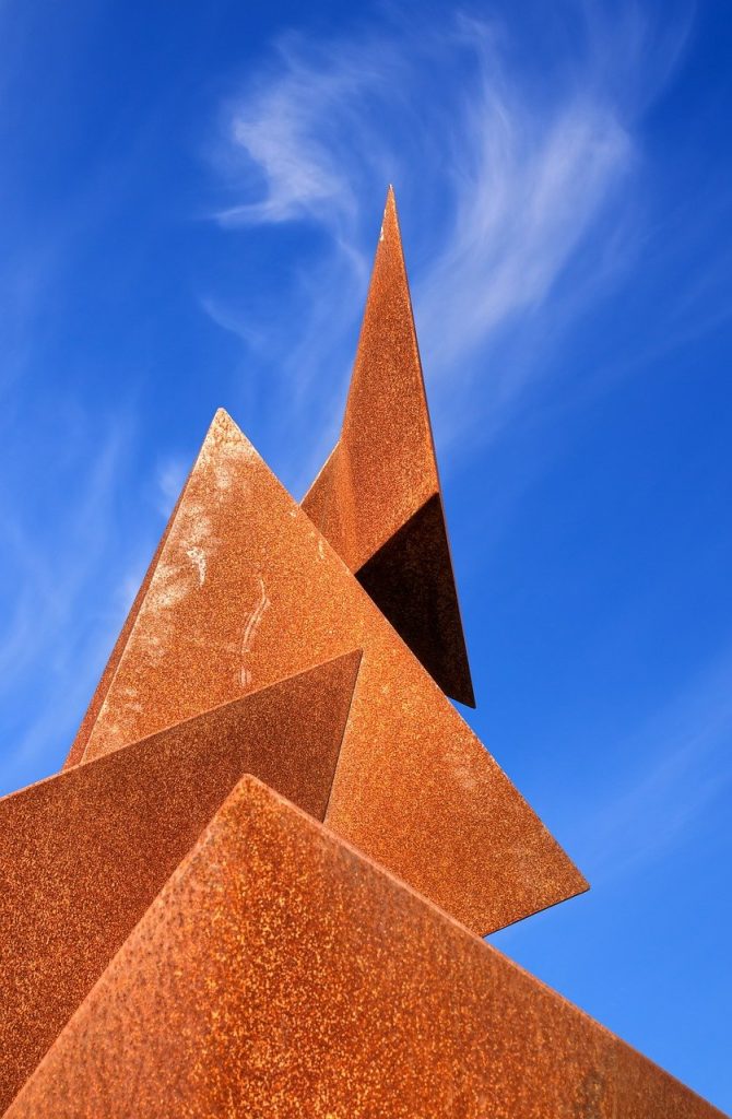 sculpture, metal, rusty